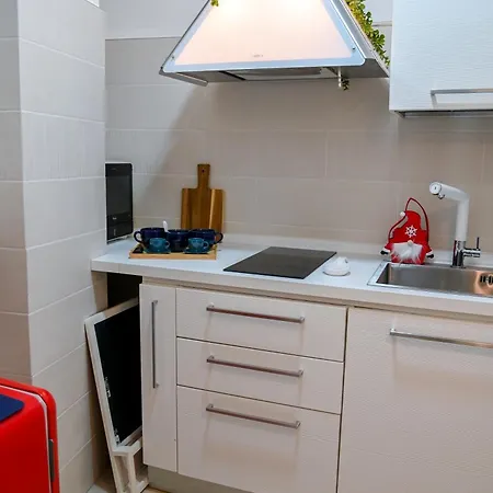 Le Residenze Del Capitano 4* בארי