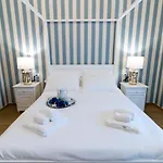 Le Residenze Del Capitano 게스트하우스 4*